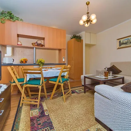 Apartman Maru