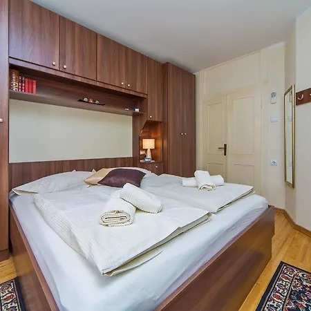 Apartman Maru
