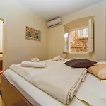 Maru Dubrovnik
