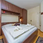 Apartman Maru